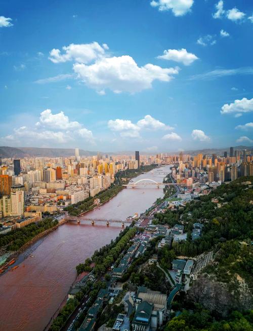 兰州网站建设指南与《兰州大全》资源整合解析